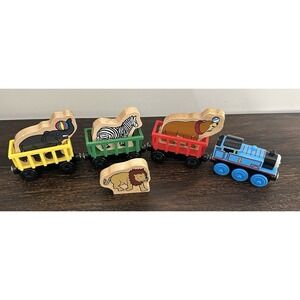 Thomas And Friends Train With 3 Circus Cargo Cars And 4 Animals Wooden